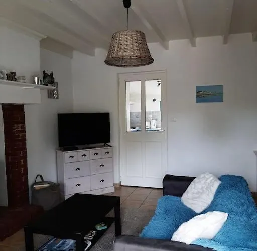 Proche De Sainte Mere-eglise *