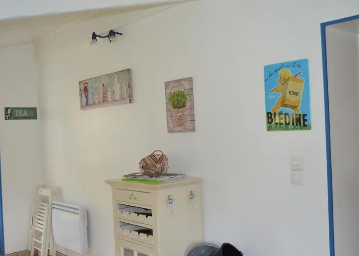 Proche De Sainte Mere-eglise Дом отдыха