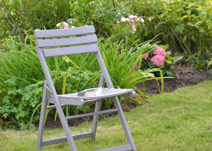 Proche De Sainte Mere-eglise *